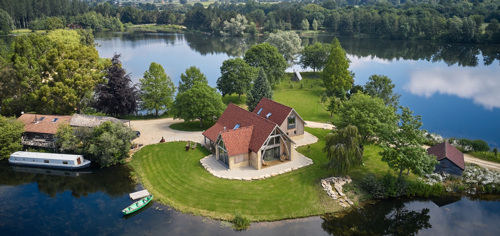 lake house