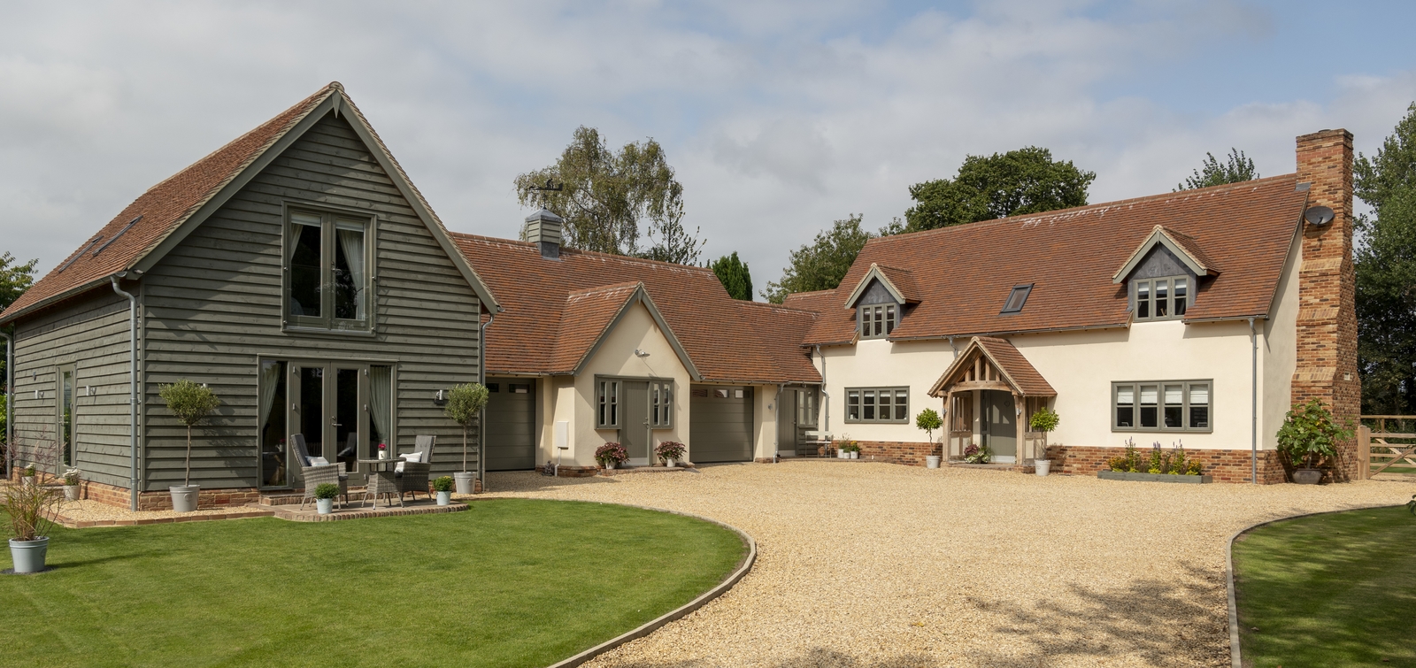 Border Oak Award Winning Bespoke Oak Framed Buildings