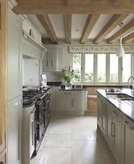 Border Oak Manor Chumbley 89