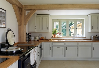 Hazel Hide kitchen