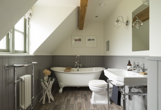 willow cottage bathroom